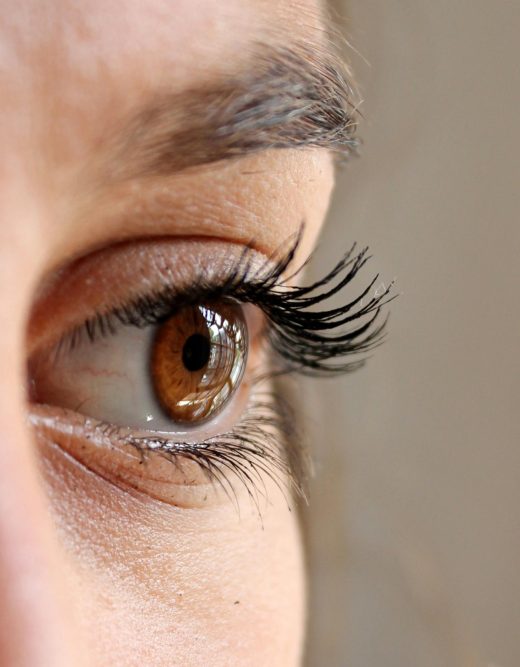 Comment&#x20;traiter&#x20;le&#x20;rel&#x00E2;chement&#x20;cutan&#x00E9;&#x20;des&#x20;yeux&#x20;gr&#x00E2;ce&#x20;au&#x20;laser&#x20;&#x00E0;&#x20;La&#x20;Seyne-sur-Mer,&#x20;Six-Fours-les-Plages&#x20;&#x3F;