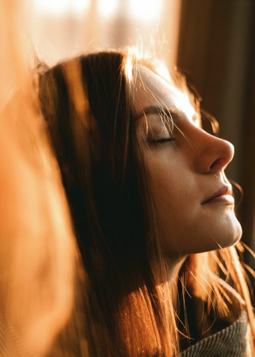 La&#x20;rhinoplastie&#x20;m&#x00E9;dicale&#x20;gr&#x00E2;ce&#x20;&#x00E0;&#x20;l&amp;&#x23;8217&#x3B;acide&#x20;hyaluronique&#x20;dans&#x20;le&#x20;var
